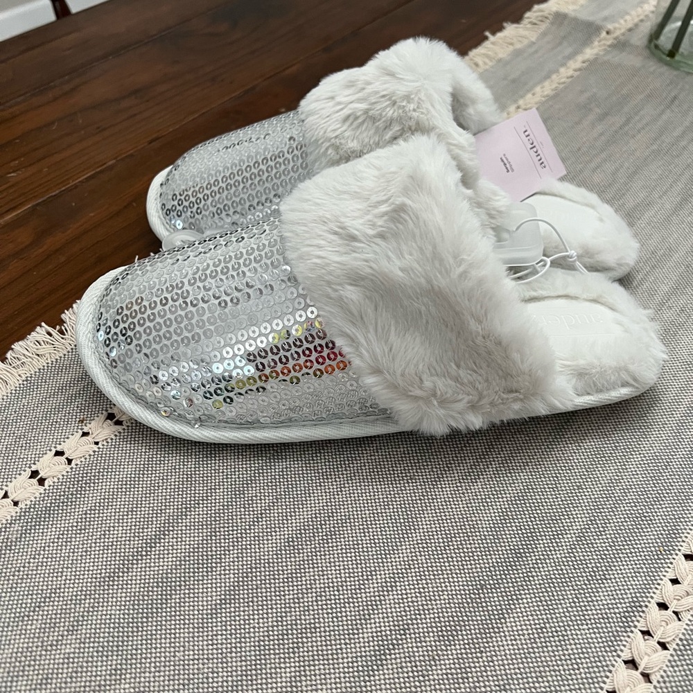 Women's Rae Sequin Scuff Slippers Silver - Auden - SIZE L 9-10 - Picture 6 of 6